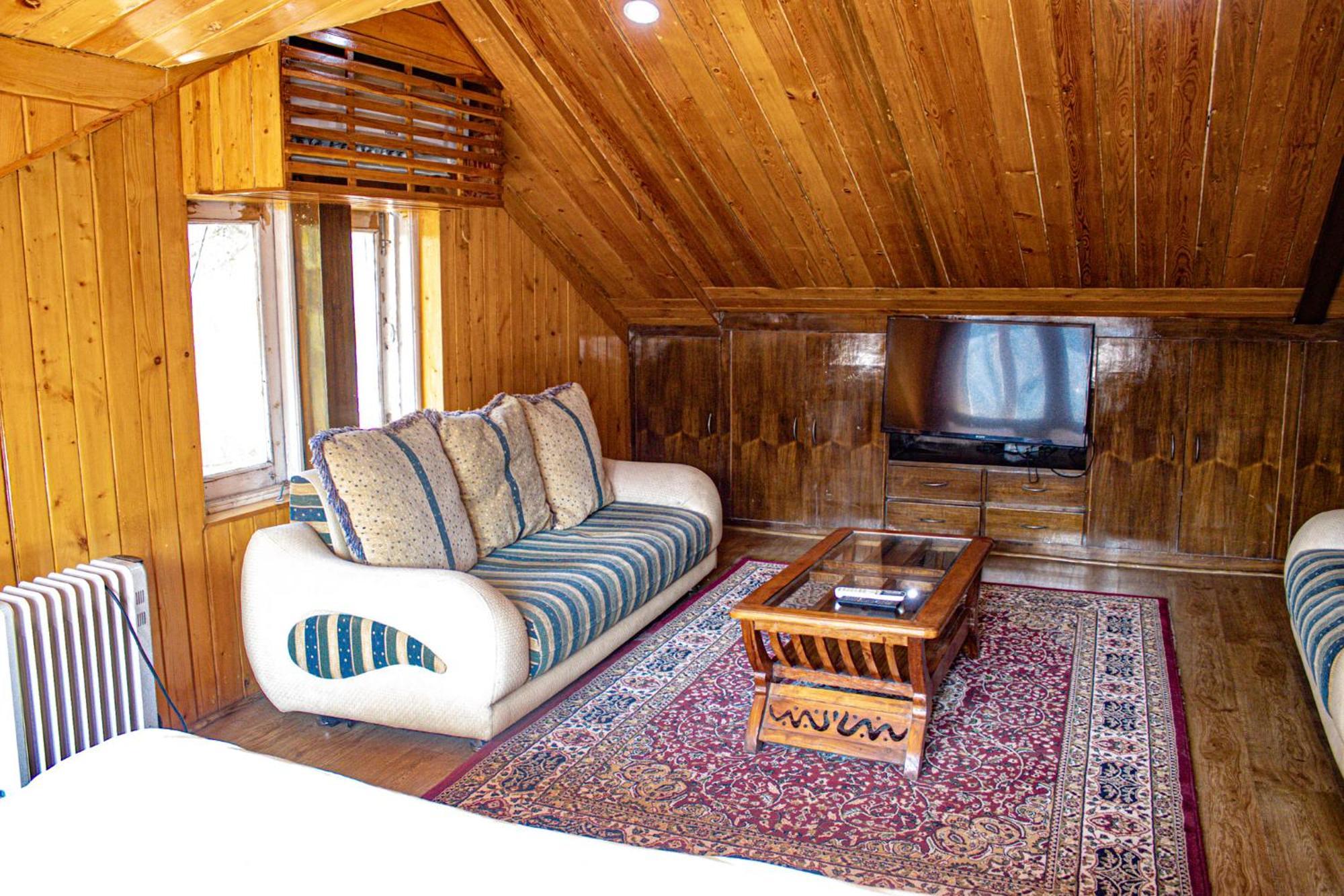 Whispering Pines Villa ชิมลา ภายนอก รูปภาพ