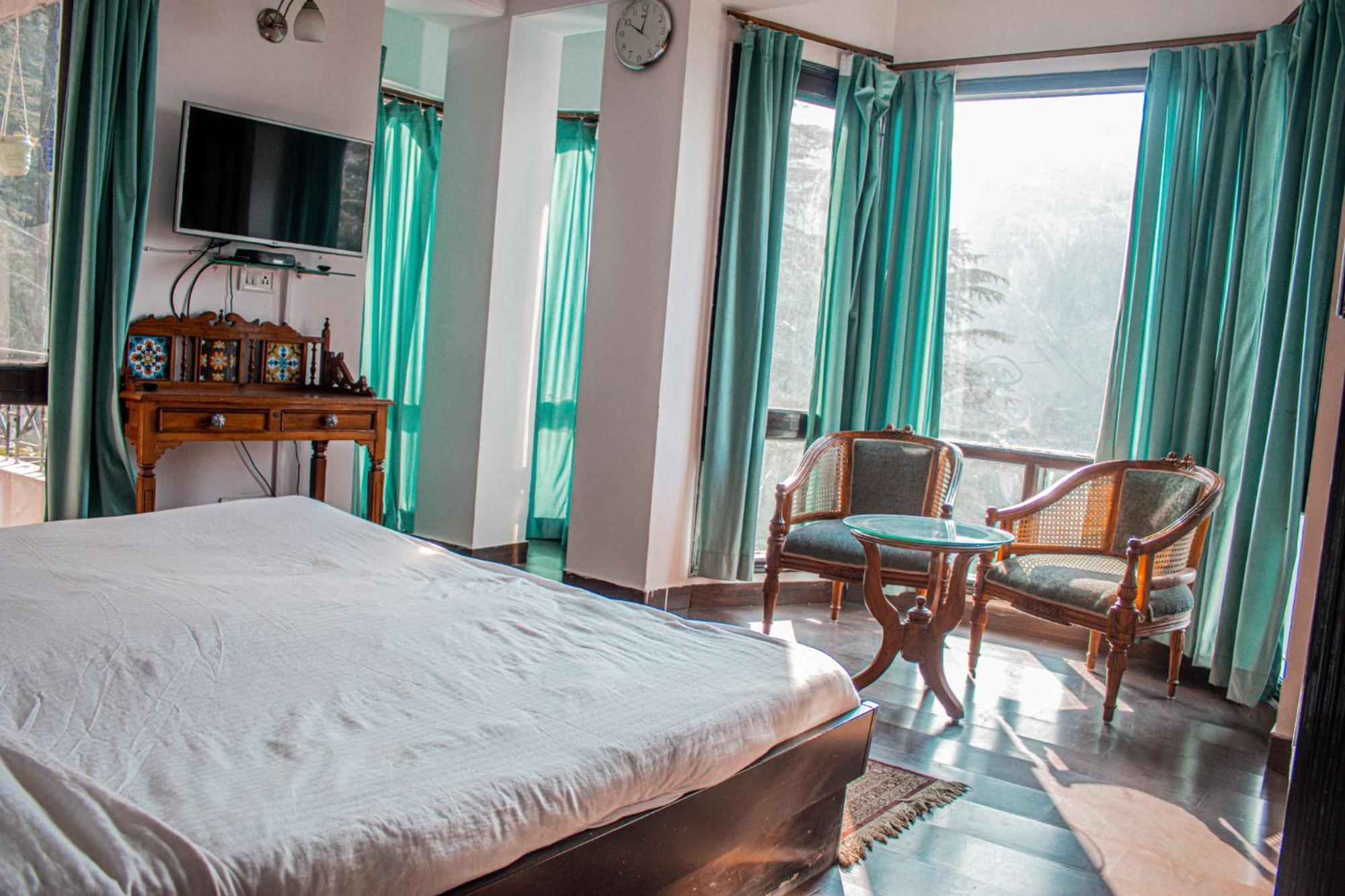 Whispering Pines Villa ชิมลา ภายนอก รูปภาพ