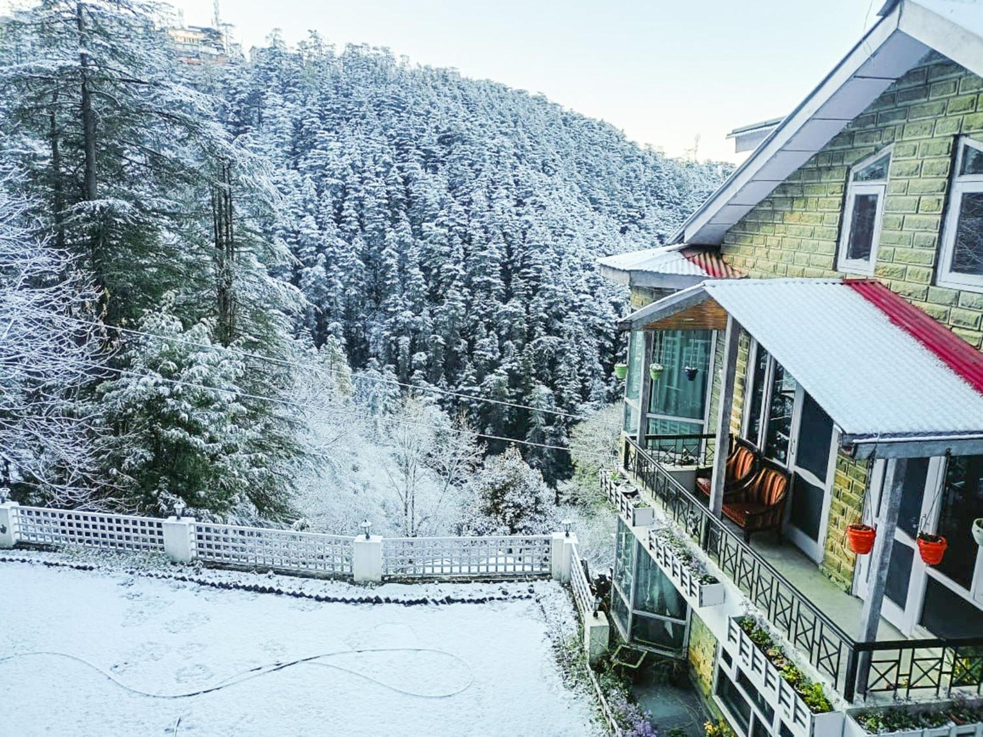 Whispering Pines Villa ชิมลา ภายนอก รูปภาพ