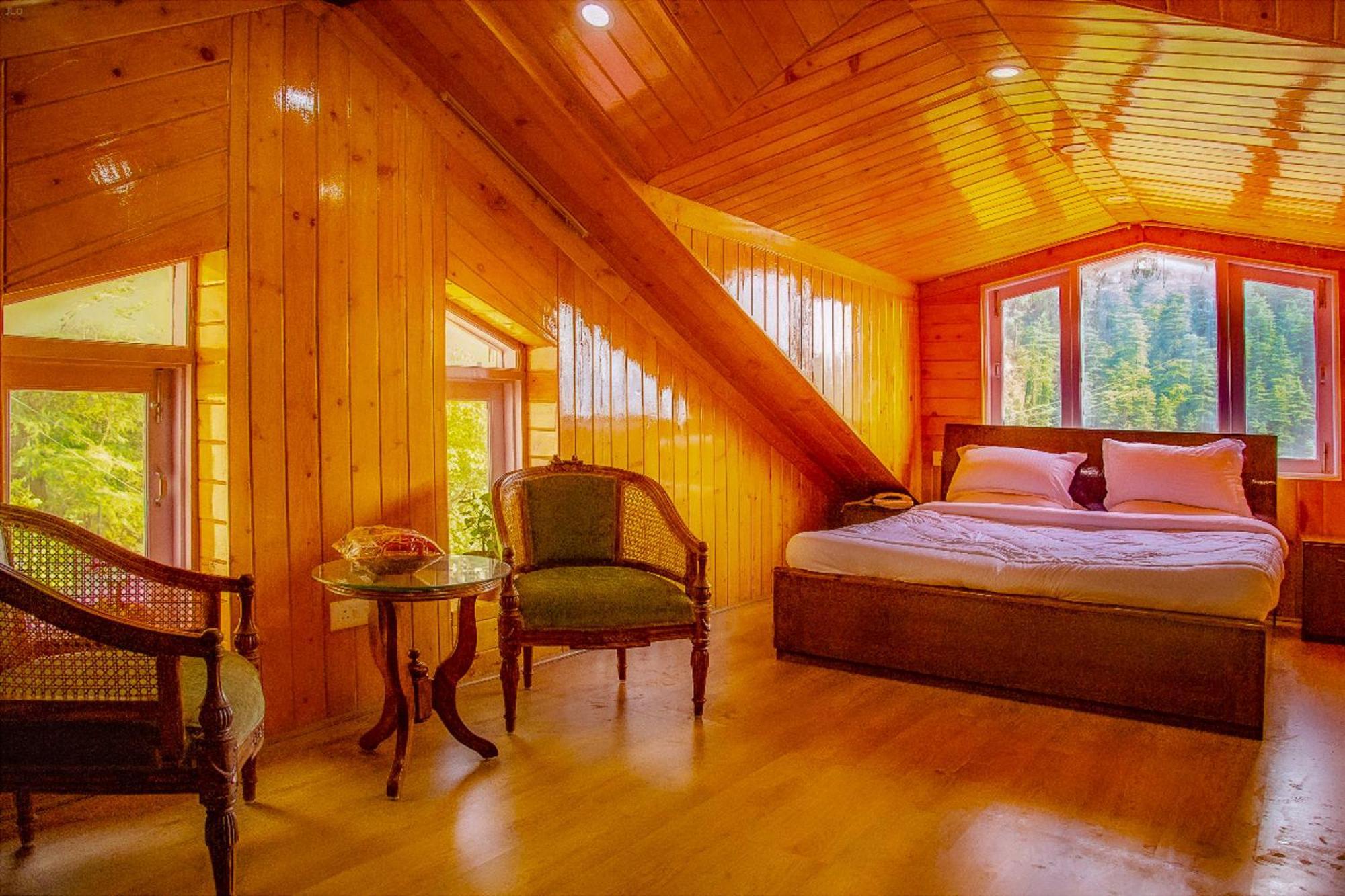 Whispering Pines Villa ชิมลา ภายนอก รูปภาพ